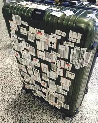 哪些托运行李最先下飞机?两招助你最快取到行李!